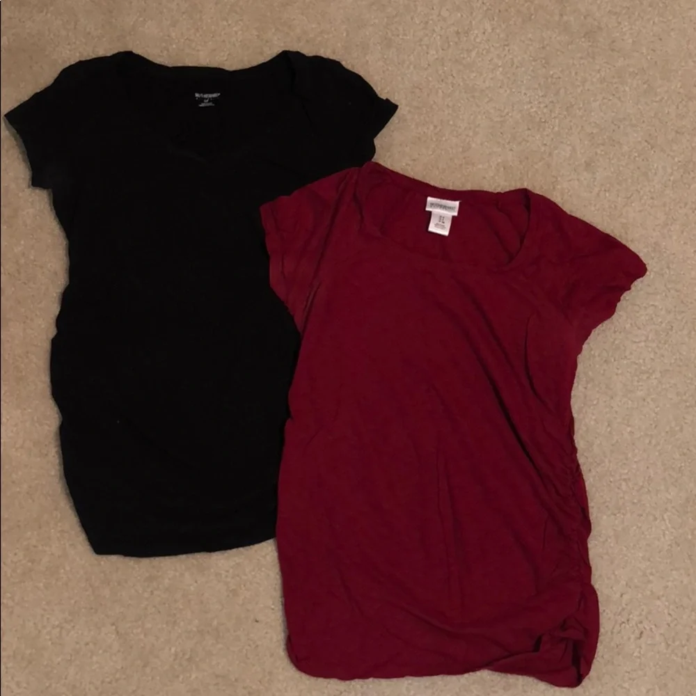 2 Motherhood Maternity long casual tops size S - Picture 1 of 5